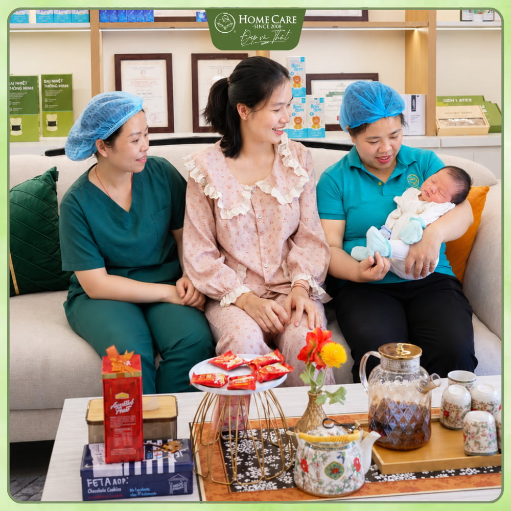 Đội ngũ chuyên viên, kỹ thuật viên luôn túc trực để hỗ trợ kịp thời cho mẹ và bé