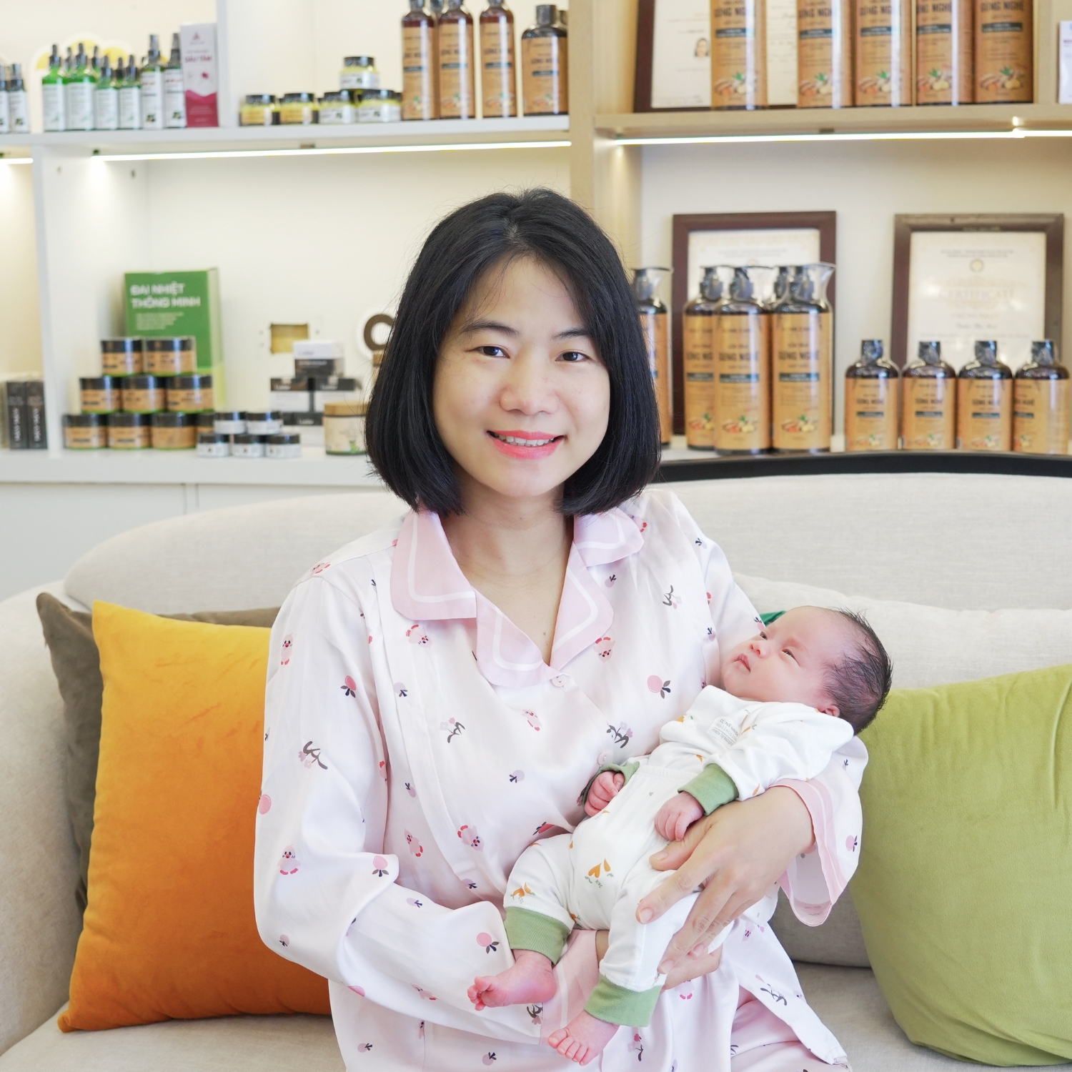 Mẹ bé Mint